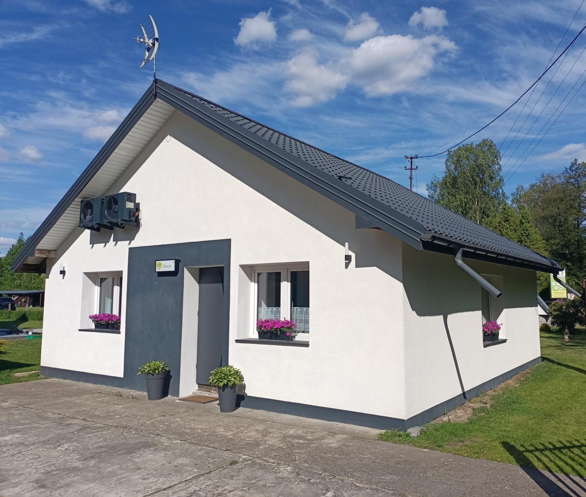 Apartamento Letnia Oaza "Akacja" Sobienie Jeziory Exterior foto